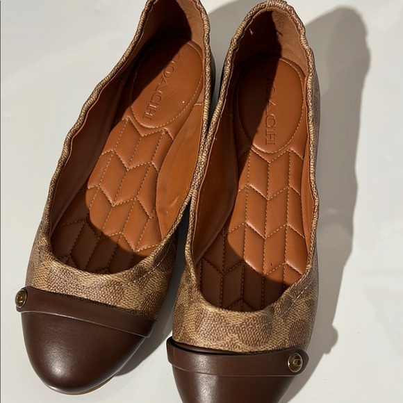 Coach Tan and Brown Flats - Picture 9 of 14